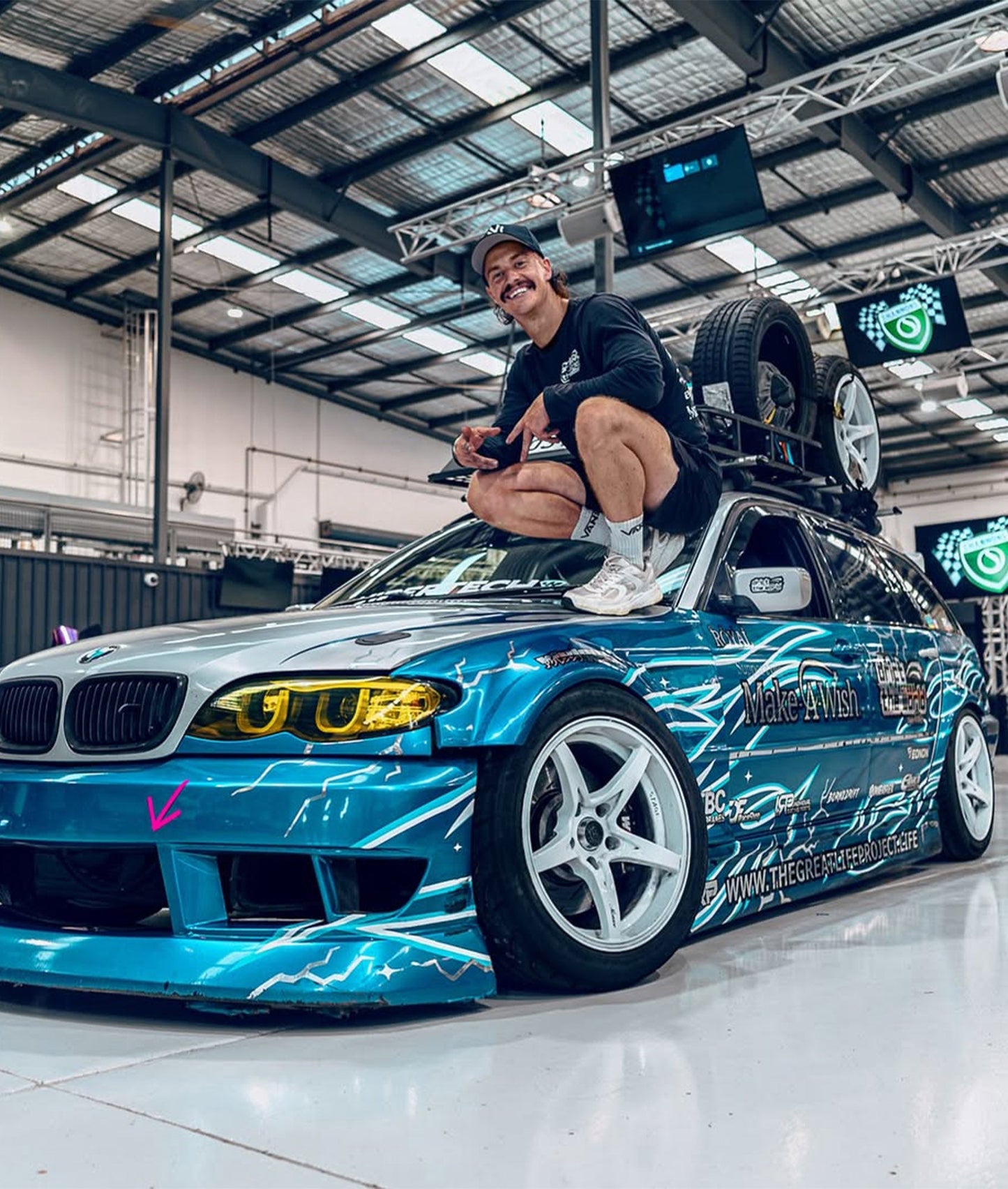 Limited Edition Andy Howard “Drift Across The World” Supporters Pack